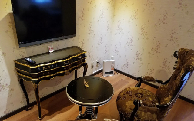 Yufuin Besso Shikisai Hotel