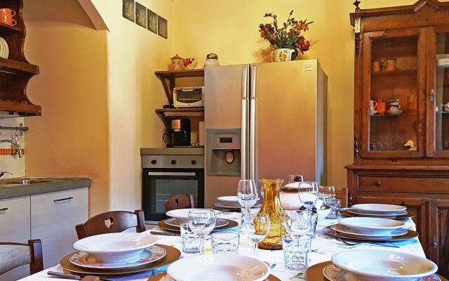 Exquisite Holiday Home in Pistoia With Swimming Pool