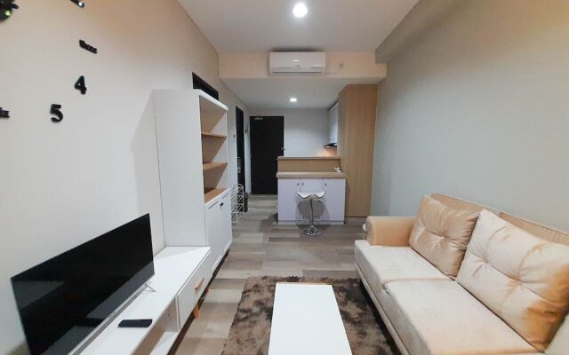 Elegant And Spacious 1Br At Patraland Amarta Apartment