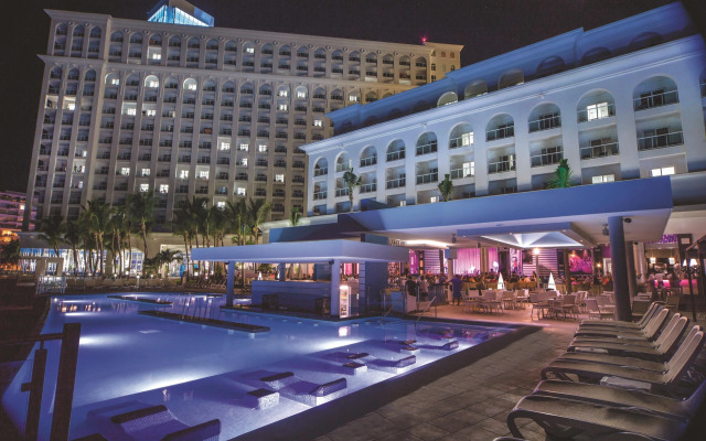 Hotel Riu Cancun -  Adults Only - All Inclusive