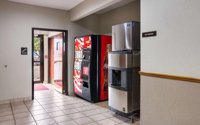 Red Roof Inn Dumas
