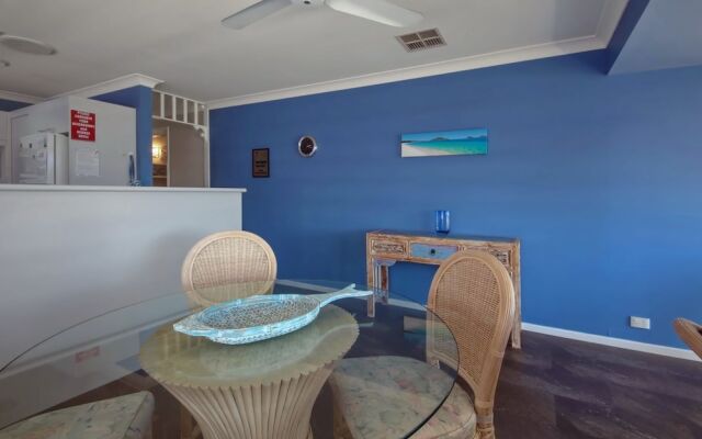 Sandy Point Road, 151