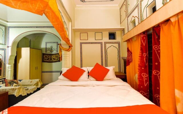 Oyo 46031 Singhasan Haveli