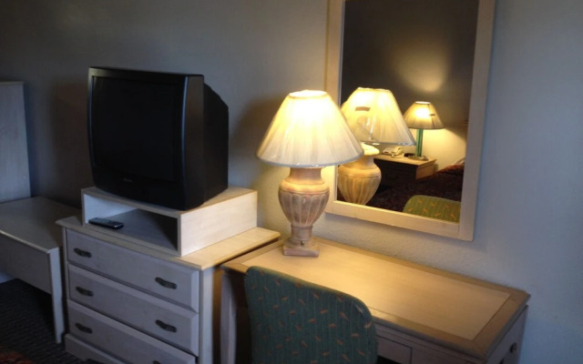 The Brooke Hotel