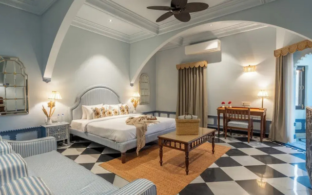 Daulatgarh Resort and Spa