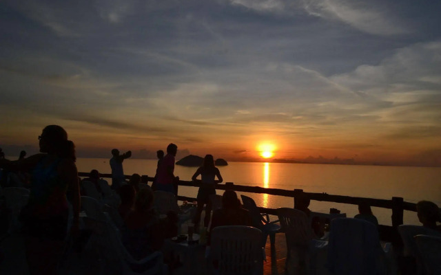 Amstardam Backpackers