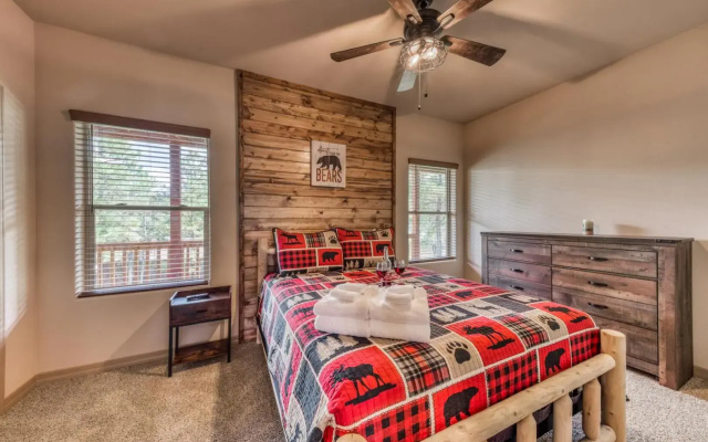 The Lone Star Lodge by Ruidoso Vacation Rentals