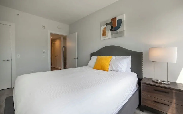 Atlantic Station West - 9T