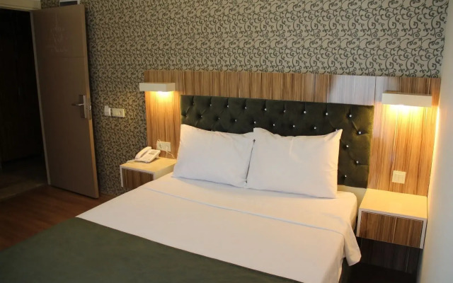 Grand Mardini Hotel