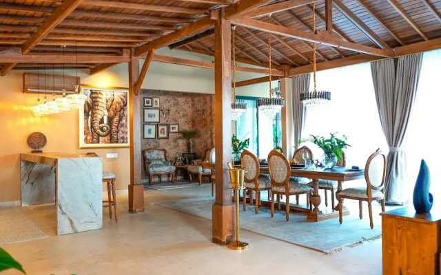 Luxurious Arakana Villa with Pool