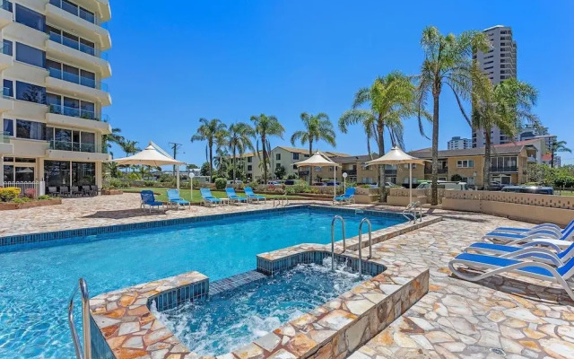 Seaview Coastal Retreat