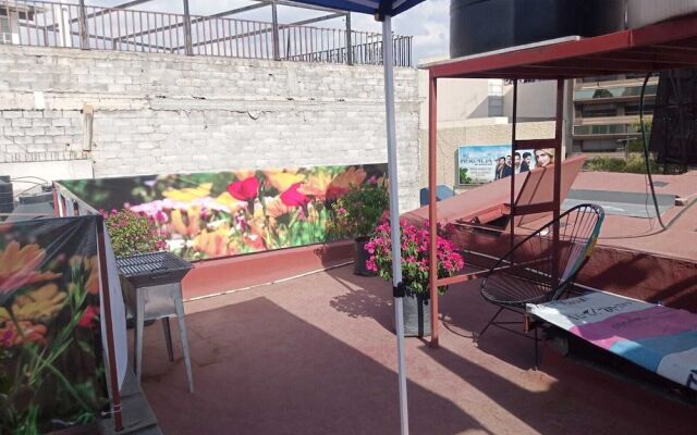 HoM Balderas - Hostel