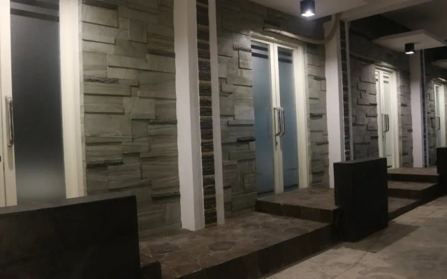 Mitra Guest House