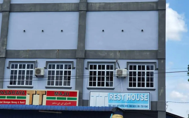 OYO 90316 TT Rest House - фото 1