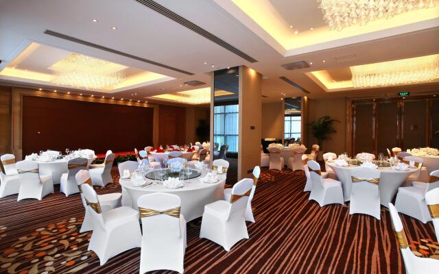 Holiday Inn Chengdu Oriental Plaza by IHG