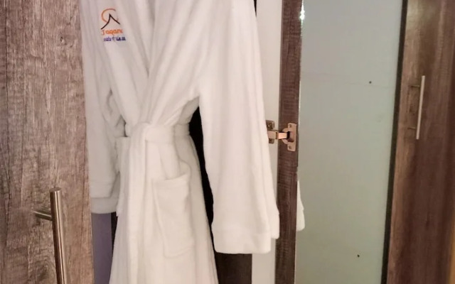 Jaqanaz Resort