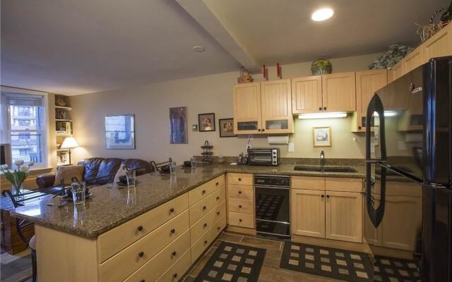Columbia Place Condominium