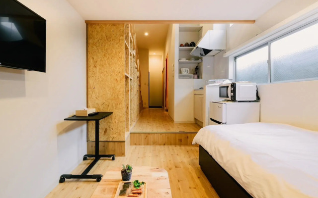 Ten Apartment Hotel