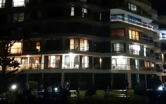 San Simeon Apartments