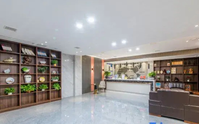 Yiyang Haitian Hotel