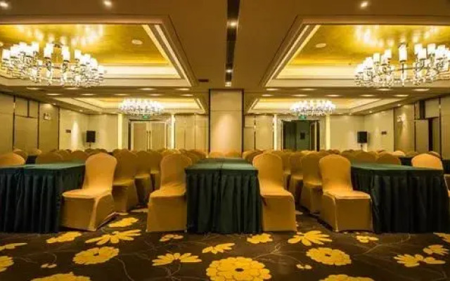 Shilin Tongce International Hotel