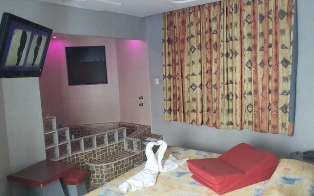 Hotel Muy - Adults-Only