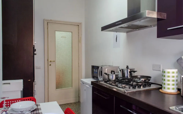 Kamchu Apartments Room Piazza Bologna 1