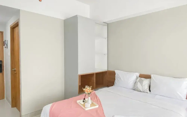 Modern Look Studio Apartment at LRT City Jatibening