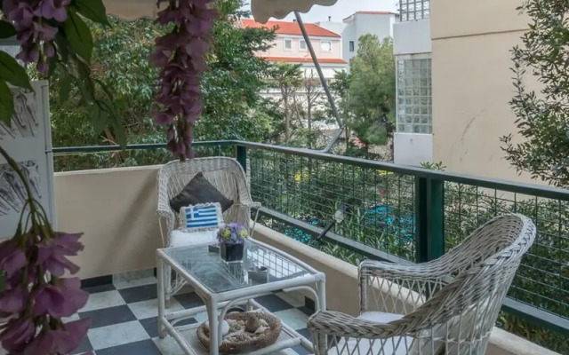 Little Cloud 2BR Seaside Apartment