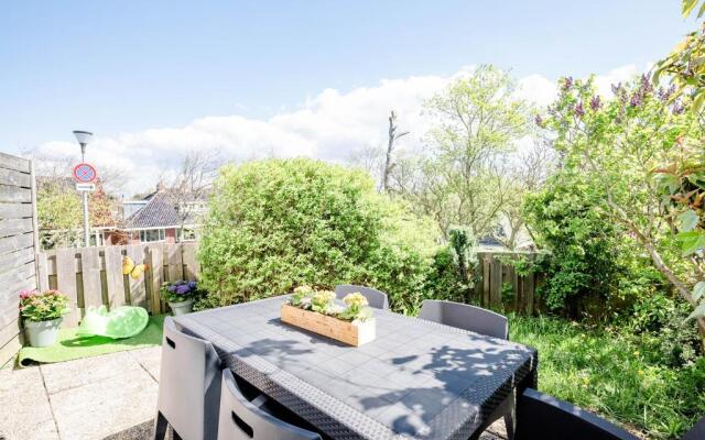 Amsterdam Beach Apartment 1, Private Garden