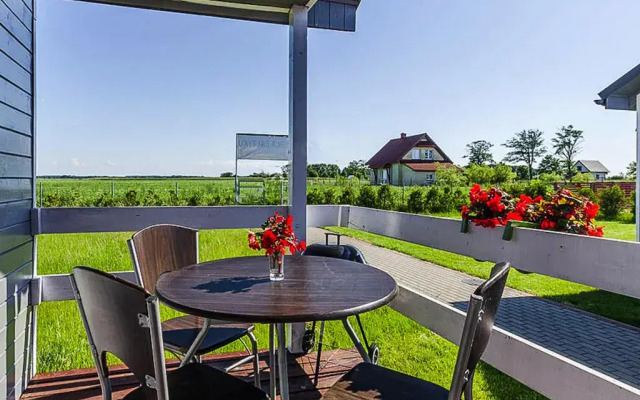 Holiday Cottages, Jezierzany