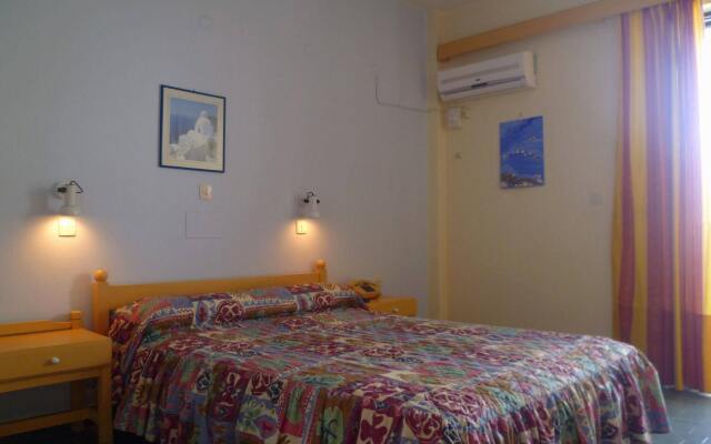 Mamouzelos Hotel Apts