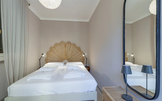 Porto Letizia Viola 5