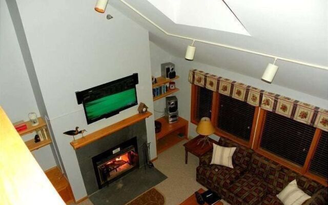 Highridge Condominiums