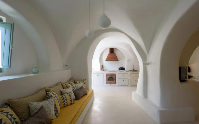 Potamos Luxury House