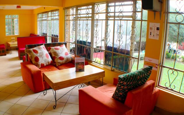 Red Buffalo House Hotel