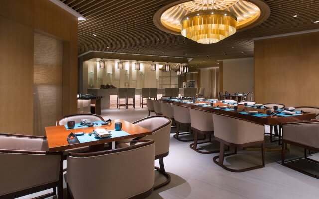 Sheraton Zhanjiang Hotel