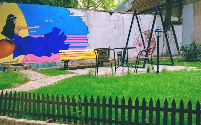 Tbilisi Blue Doors Hostel & Hotel