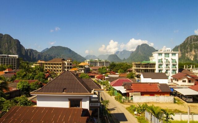 Serene Vang Vieng Hotel