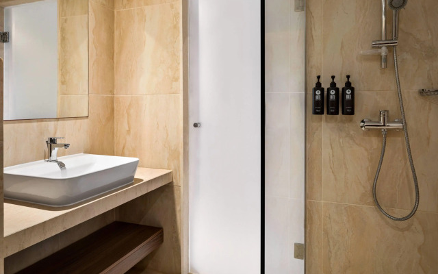 Ramada Hotel & Suites By Wyndham Ayia Napa