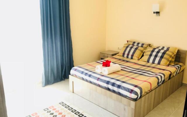 Apollo Plus Cottages