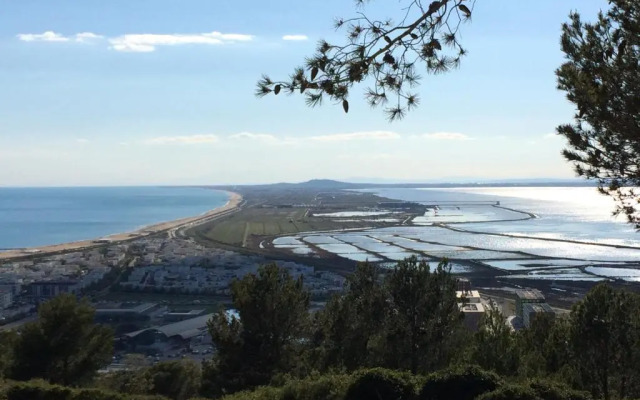 Villa Sète, 5 pièces, 8 personnes - FR-1-338-359