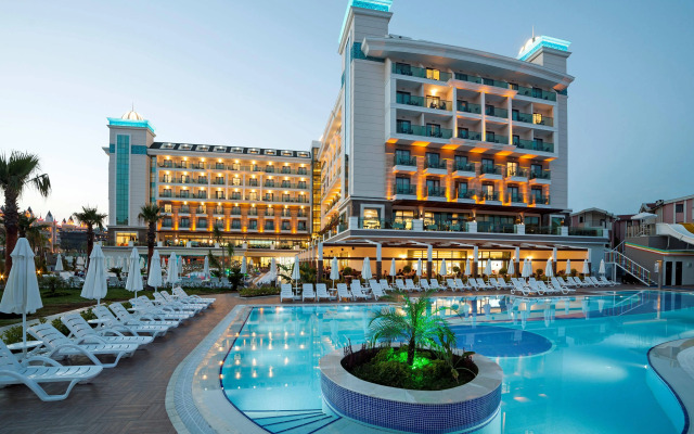 Luna Blanca Resort & Spa - All Inclusive
