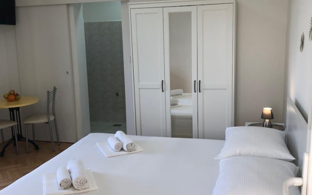 Apartments Sini