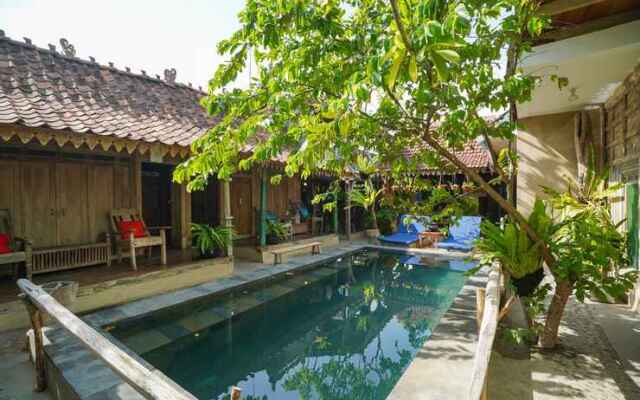 Oyo 2523 Kayu Beach Villa