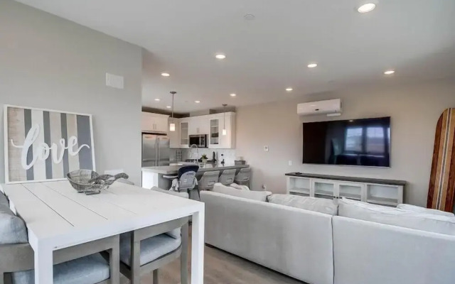 Santa Barbara Loft