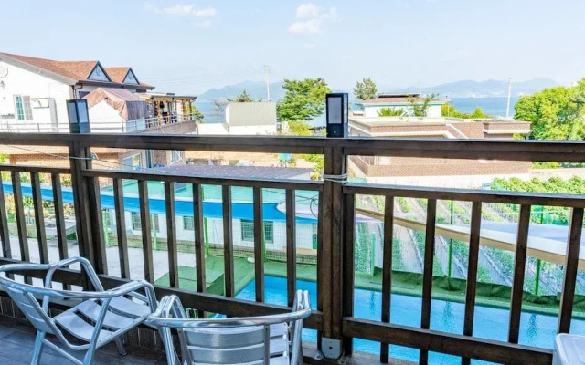 Yeosu Moranggee Pension