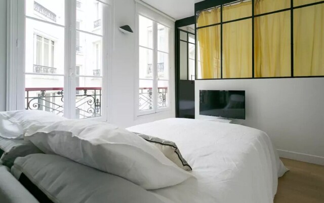 Joie Paris St. Germain-des-Prés / Jardin Luxembourg