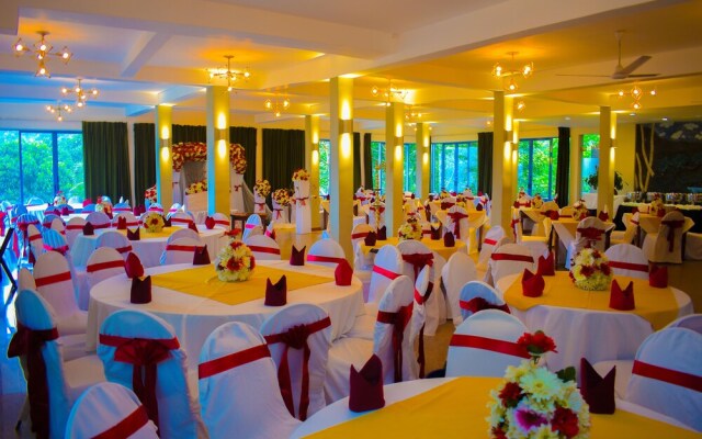 Brookside Resort