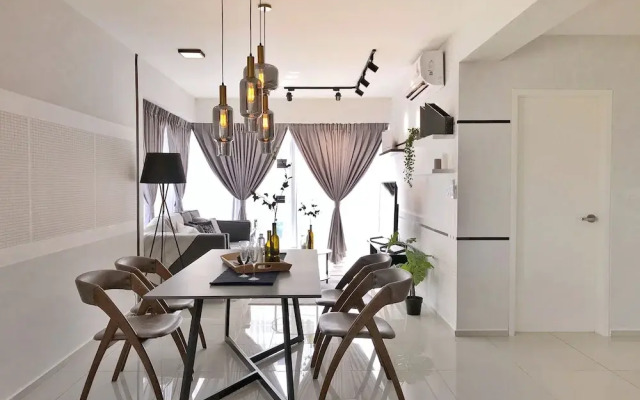 Ekocheras Suite
